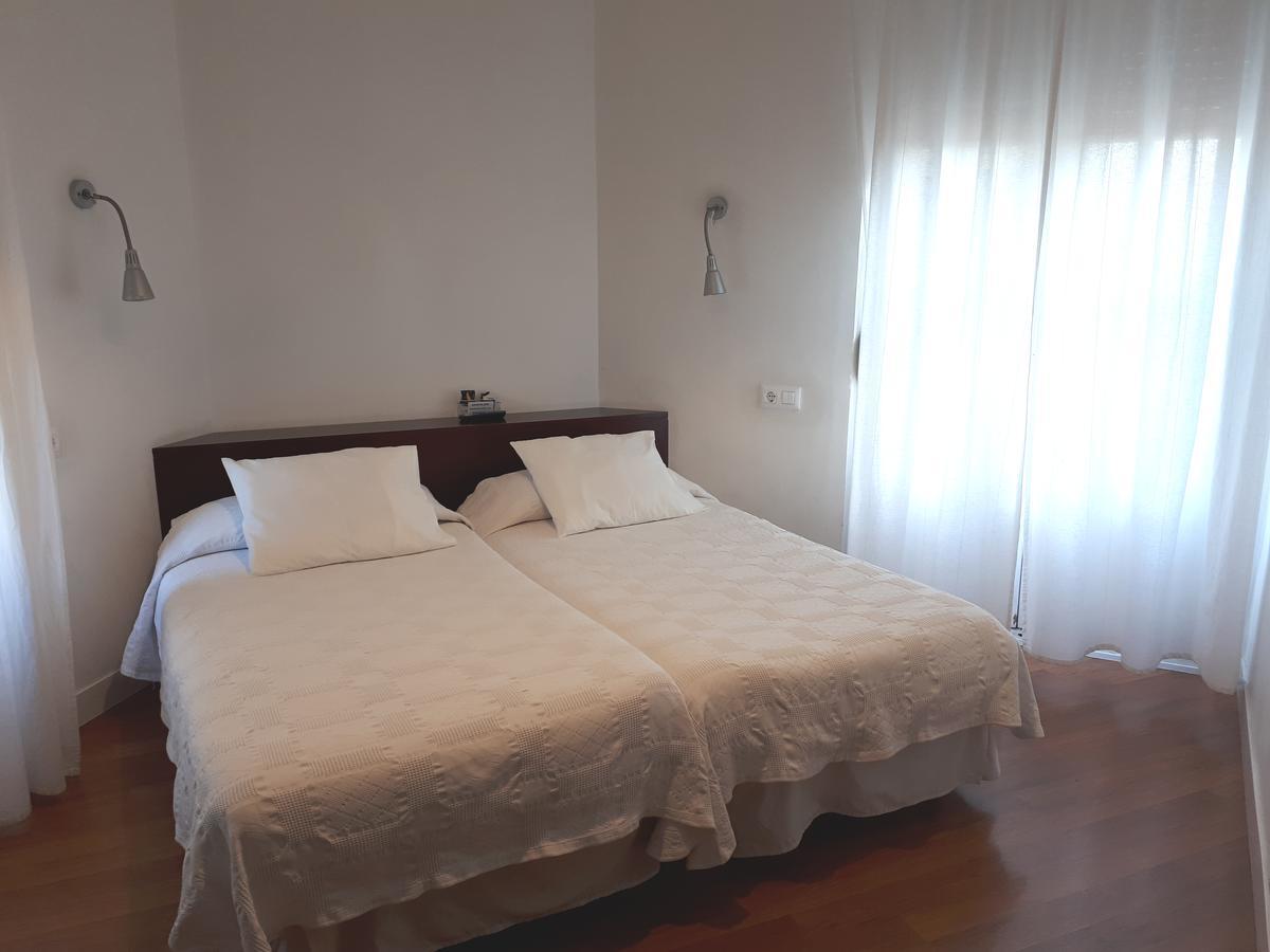 Hostal Santa Isabel Madrid Exterior photo